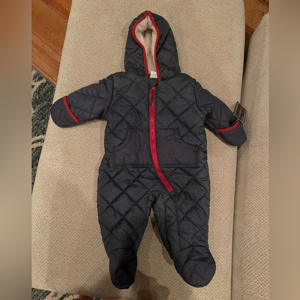 Rothschild Snowsuit Size 3/6 month. Never worn, tags still on
